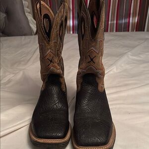 Men's Black and Brown Cowboy Boots